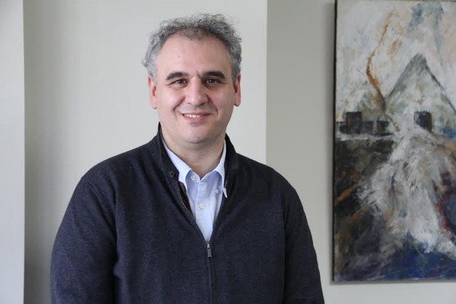 Es uno de los primeros empresarios relacionados con internet en España En los 90 fundó Barrabes.com, una de las primeras tiendas online